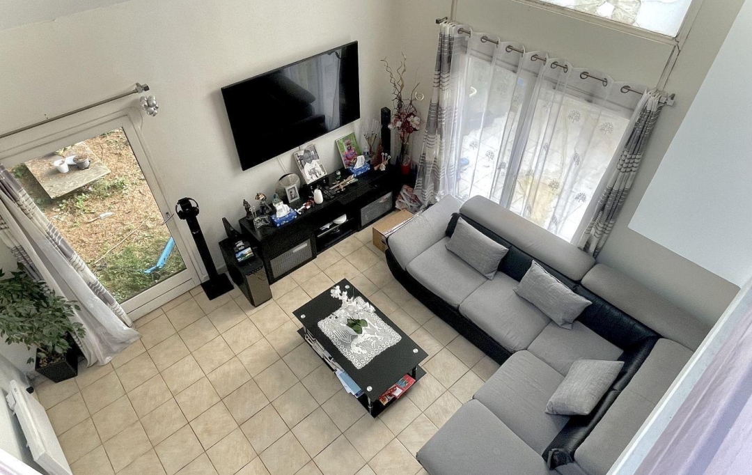 DFC Immobilier : Maison / Villa | SEVRAN (93270) | 90 m2 | 245 000 € 