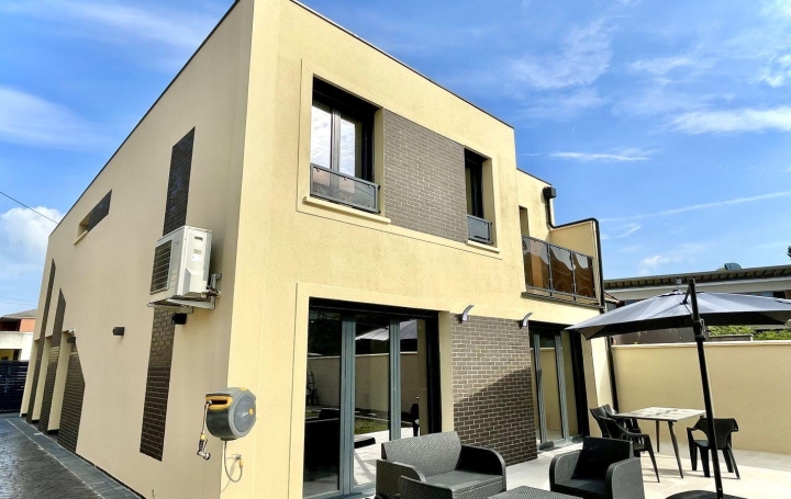 DFC Immobilier : Maison / Villa | LIVRY-GARGAN (93190) | 180 m2 | 685 000 € 